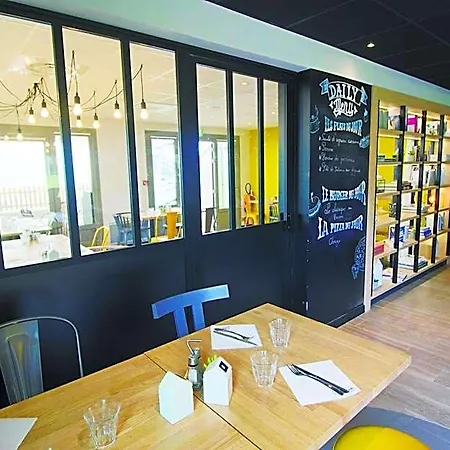 Hotel Campanile Senlis (Oise)