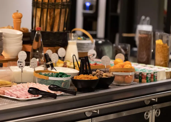 Campanile 3* Senlis (Oise)