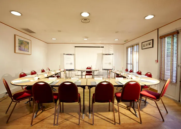 Campanile Hotel Senlis (Oise)