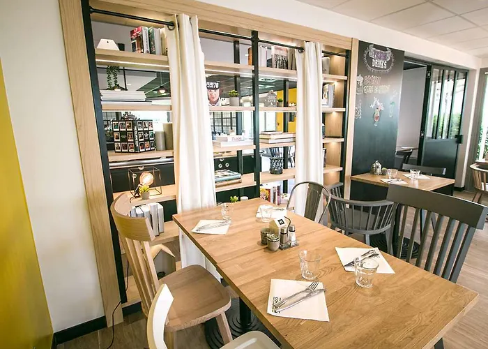 Campanile Senlis (Oise)