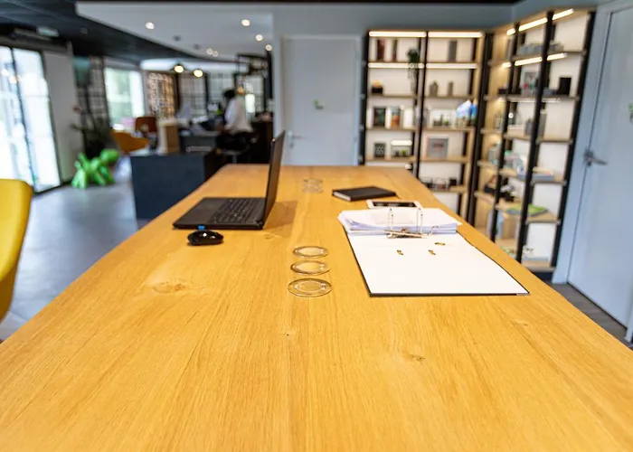 Hotel Campanile Senlis (Oise)